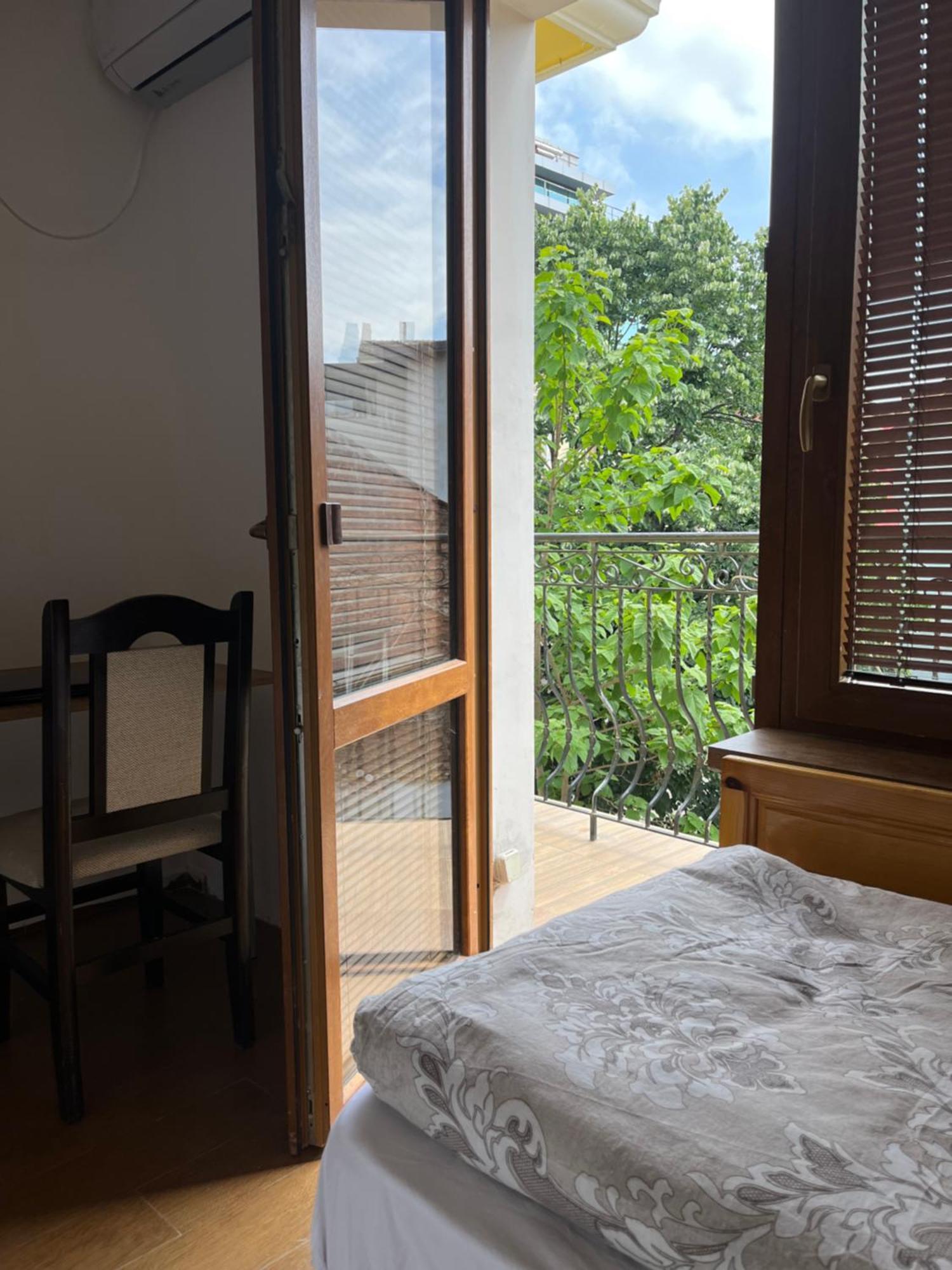 En-Suite Rooms: Novа Guesthouse In Sofia Center Eksteriør bilde