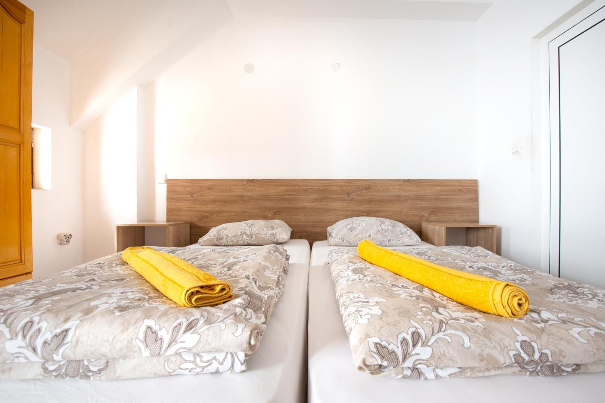 En-Suite Rooms: Novа Guesthouse In Sofia Center Eksteriør bilde