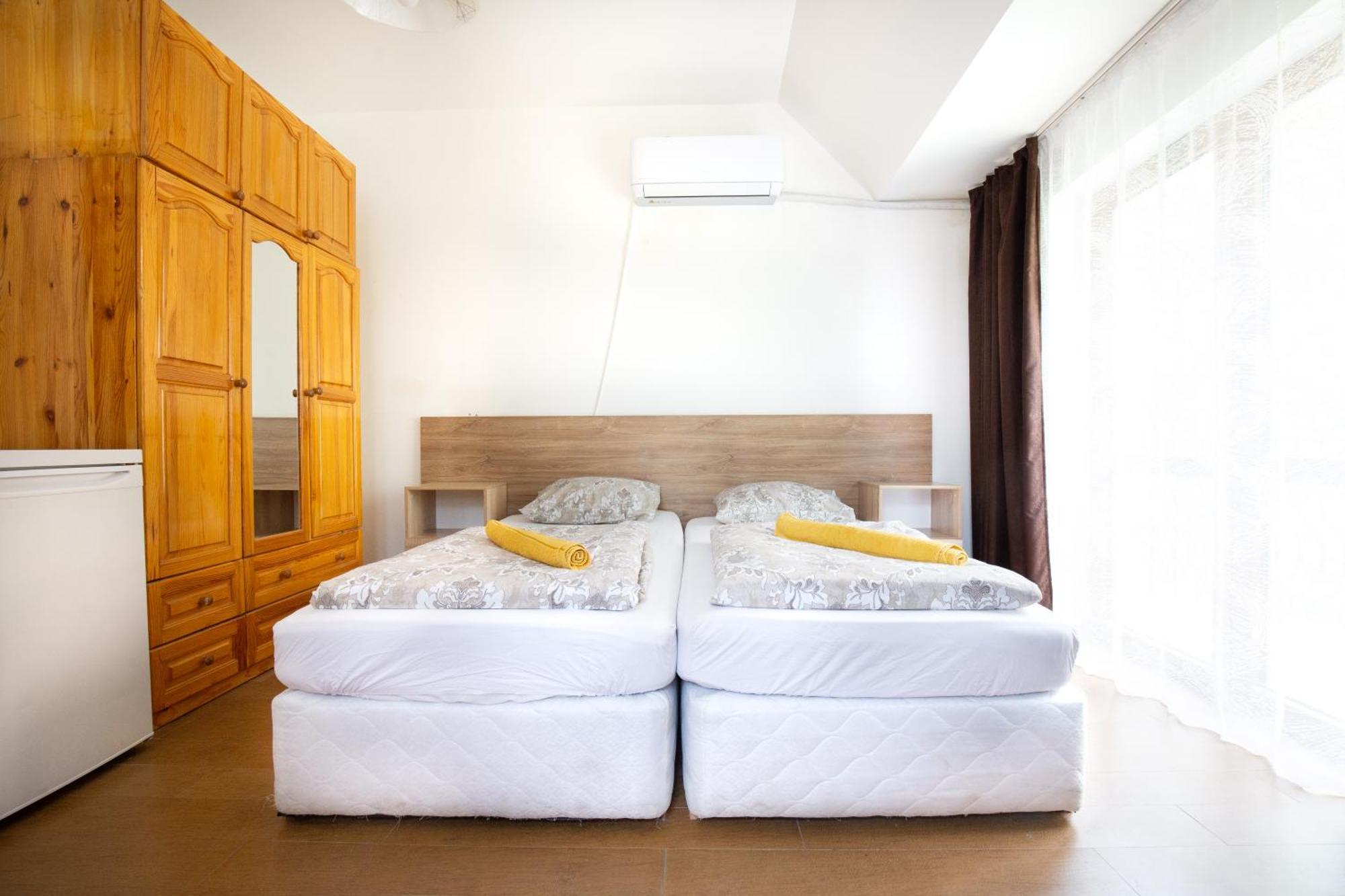 En-Suite Rooms: Novа Guesthouse In Sofia Center Eksteriør bilde