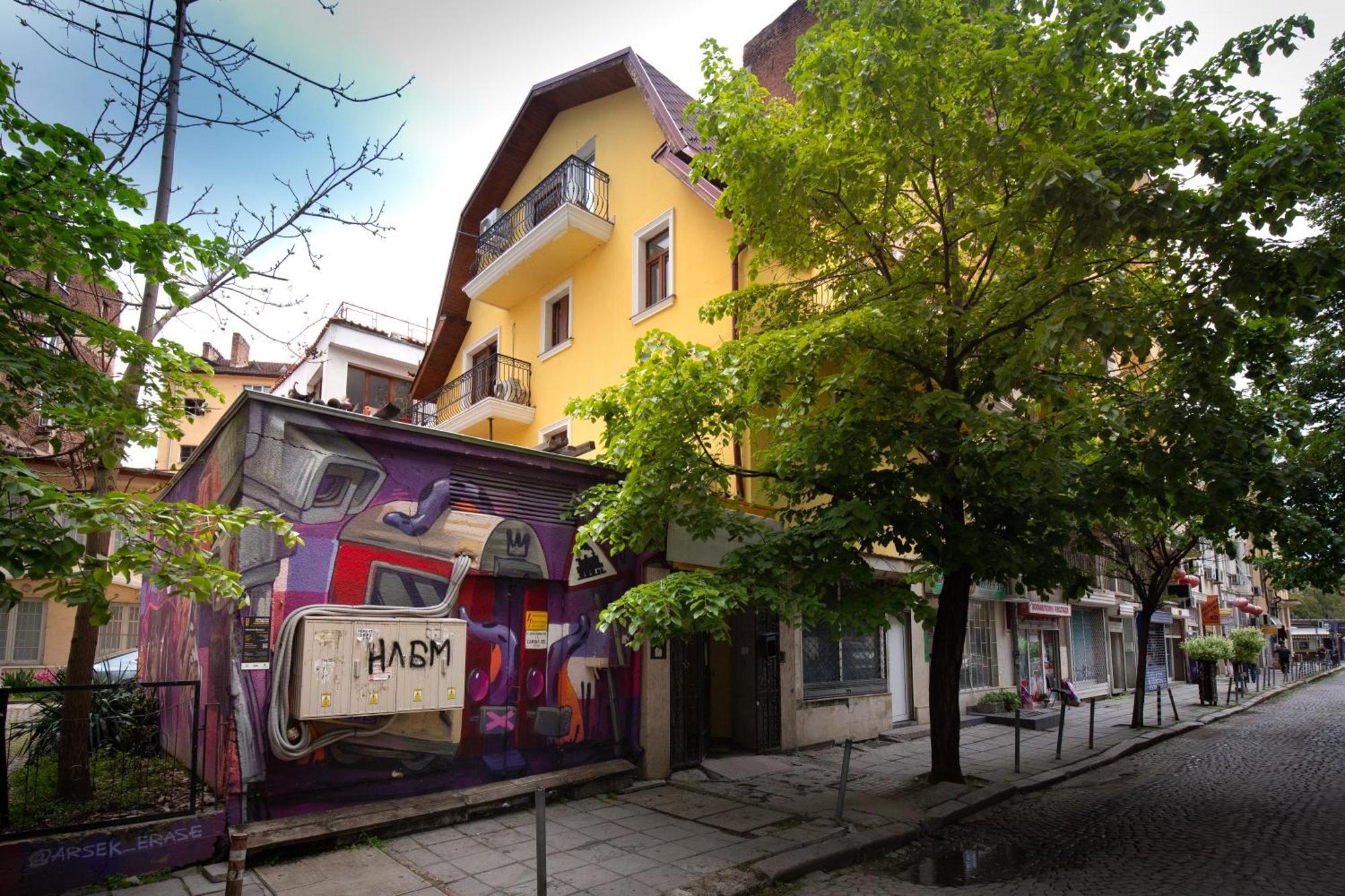 En-Suite Rooms: Novа Guesthouse In Sofia Center Eksteriør bilde